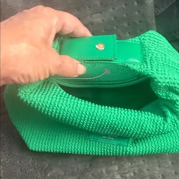 kate spade Vibrant Green Cosmetic Case - Picture 2 of 3